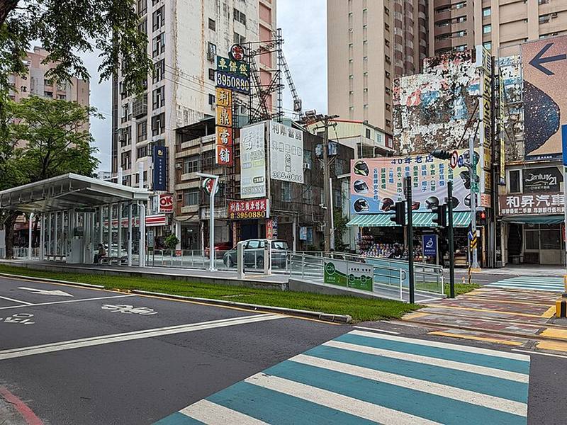 六鼎山